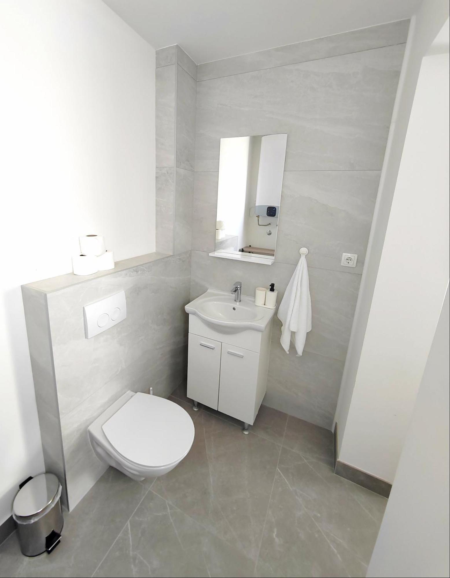 L&L Apartmani 1 Bol Exterior foto
